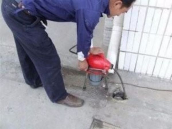 泰安马桶疏通维修（泰安修马桶师傅电话）